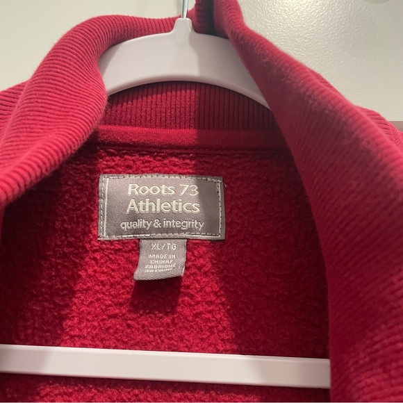 Roots Red Zip-Up Sweatshirt XL - Picture 2 of 5